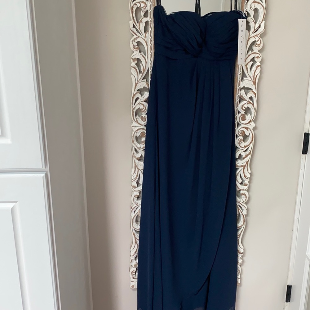 Brand new Bill Levkoff gown